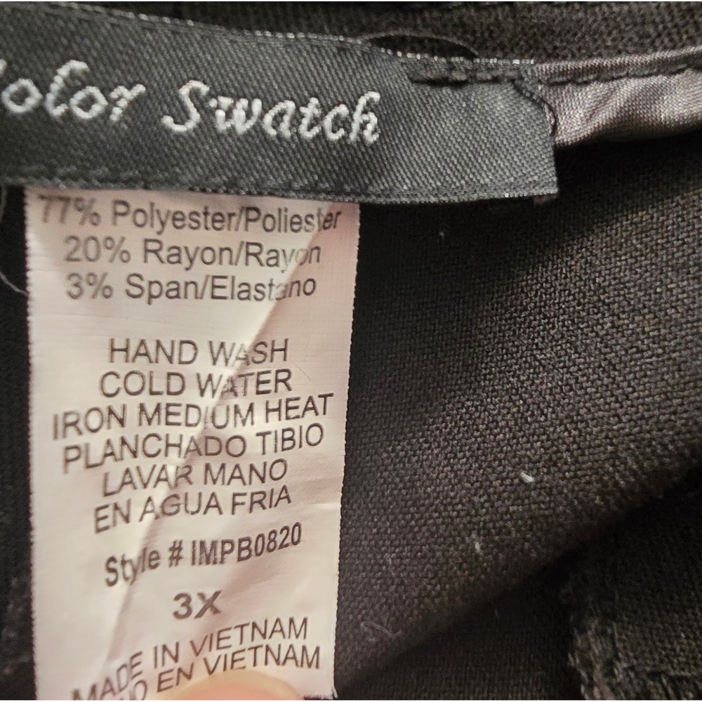 $29.00 COLOR SWATCH great condition Plus 3X solid black dress women's shorts XXL - Picture 4 of 4